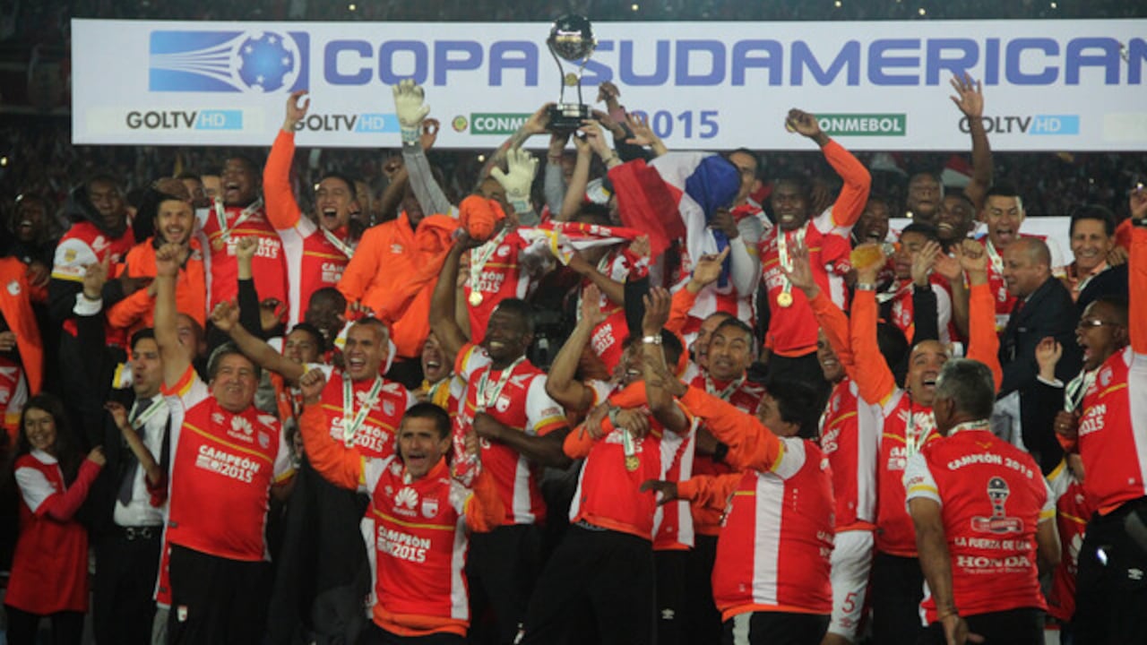 Santa Fe campeón de la Copa Sudamericana 2015 ante Huracán.