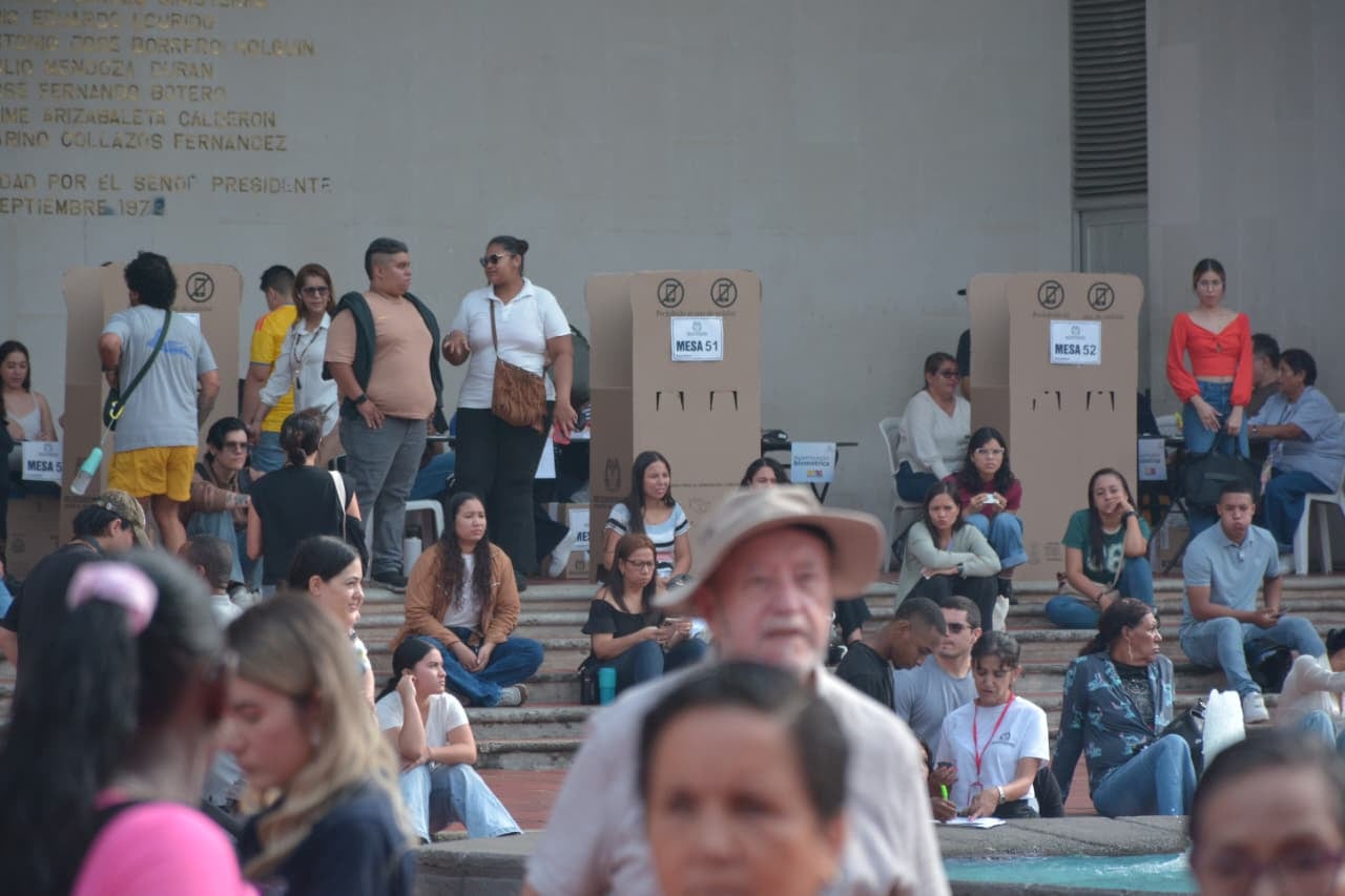 ELECCIONES PRESIDENCIALES - URNAS - VOTO
