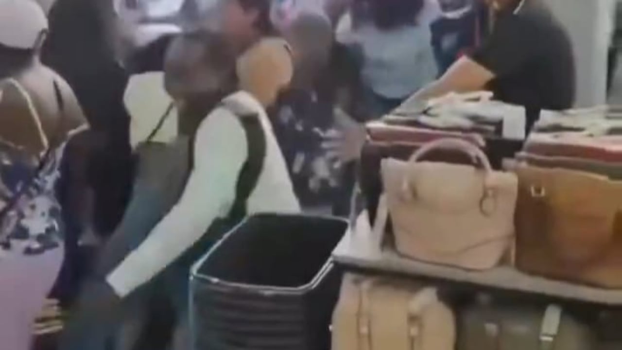 El caos reinó en la inauguración de una tienda en Santander de Quilichao.