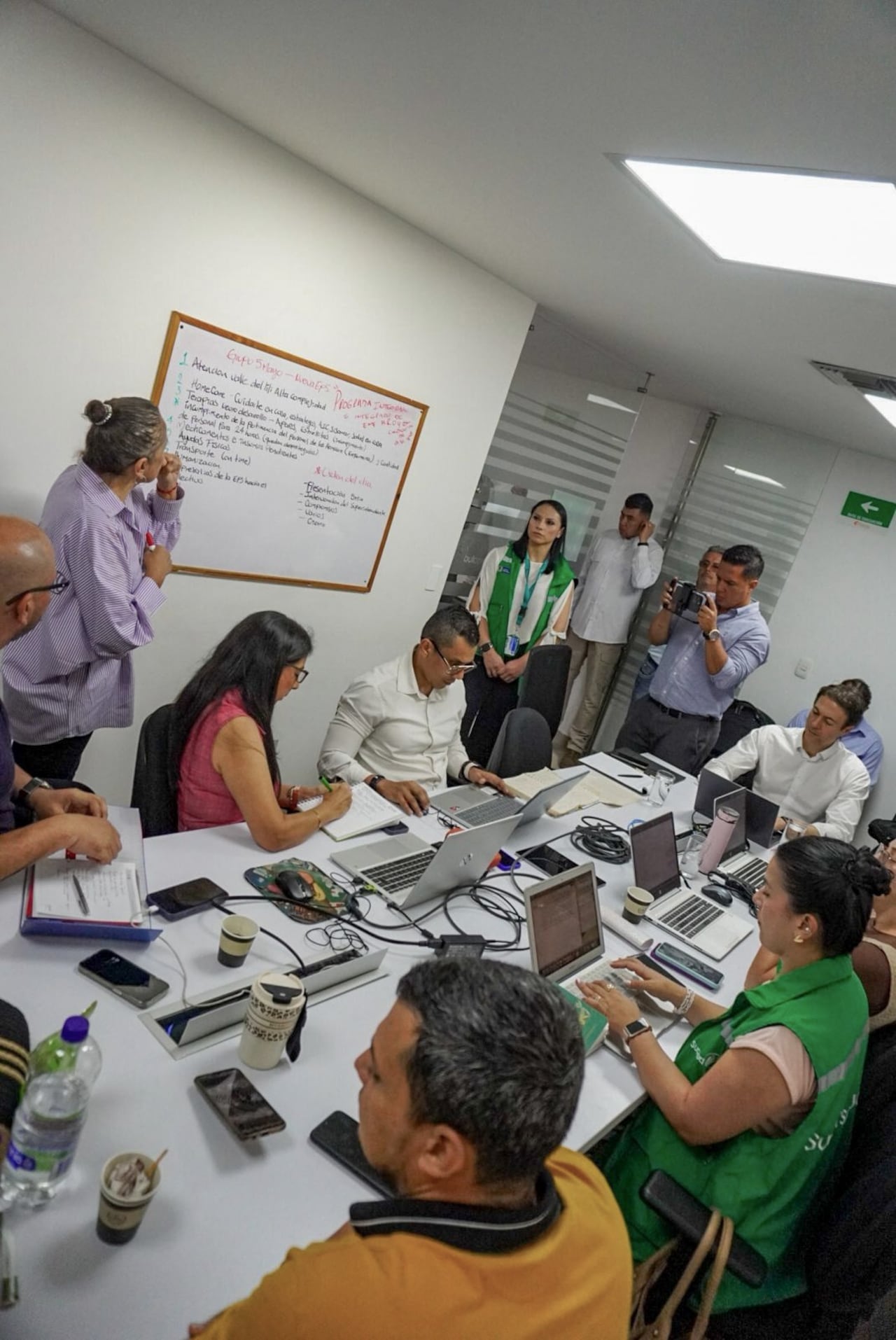 Supersalud adelanta auditorías a gestores farmacéuticos tras quejas de usuarios en Cali