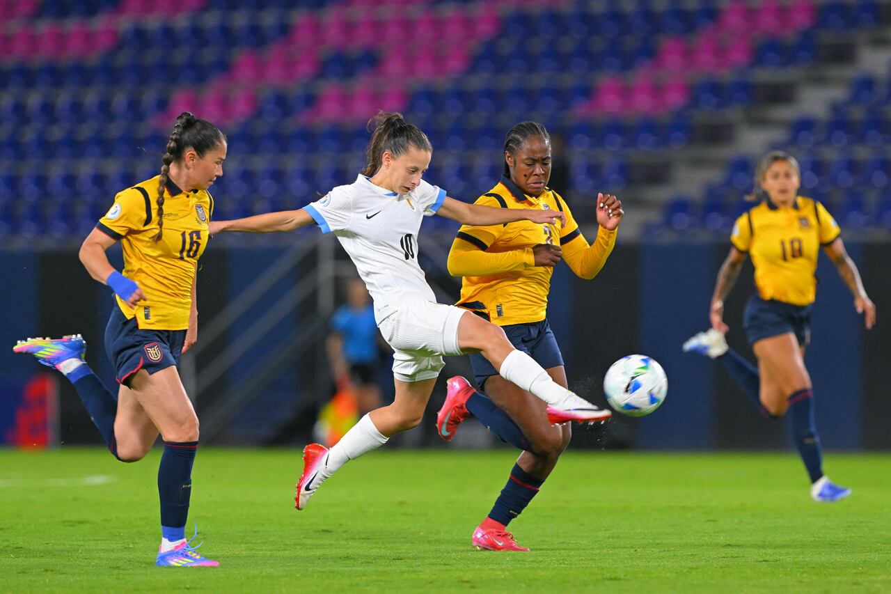 La anfitriona Ecuador empata 2-2 con Uruguay en inicio de la Copa América Femenina