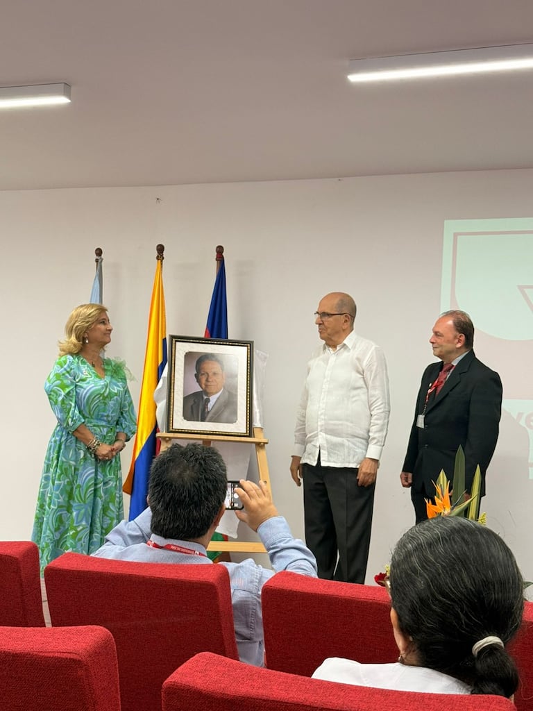 Pelayo Correa es recordado como un investigador riguroso, de bajo perfil público y amplio reconocimiento internacional. Univalle realizó un homenaje póstumo.