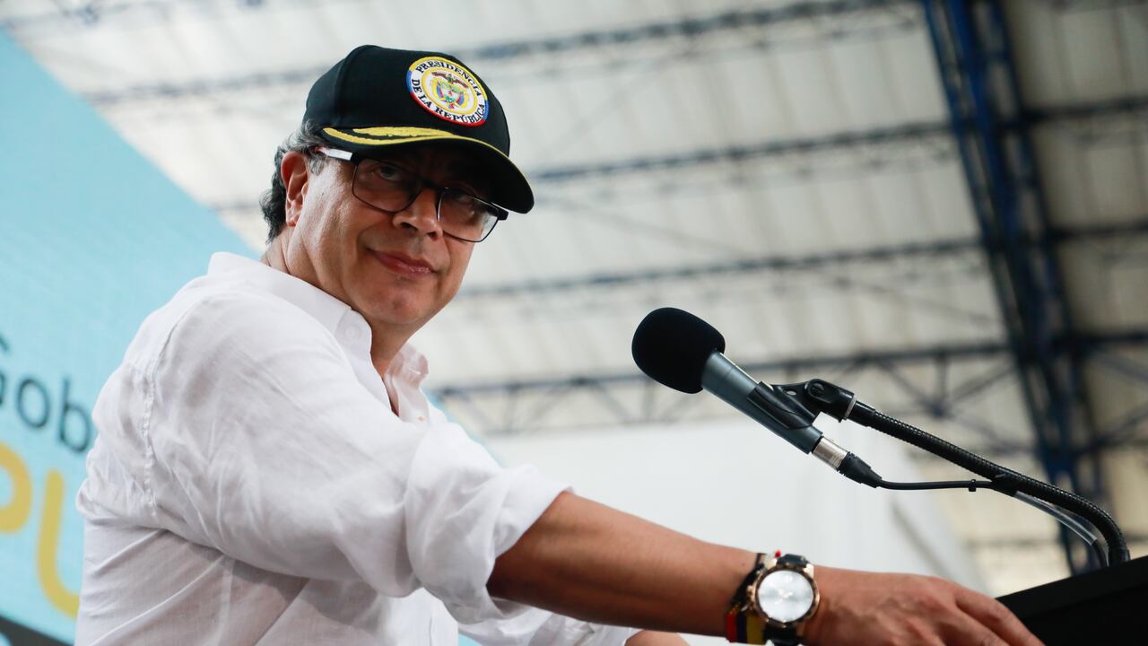 El presidente Gustavo Petro le 'jaló las airejas' a la Ministra de Vivienda por no haber adelantado las obras del acueducto de Quibdó. Foto Especial para El País