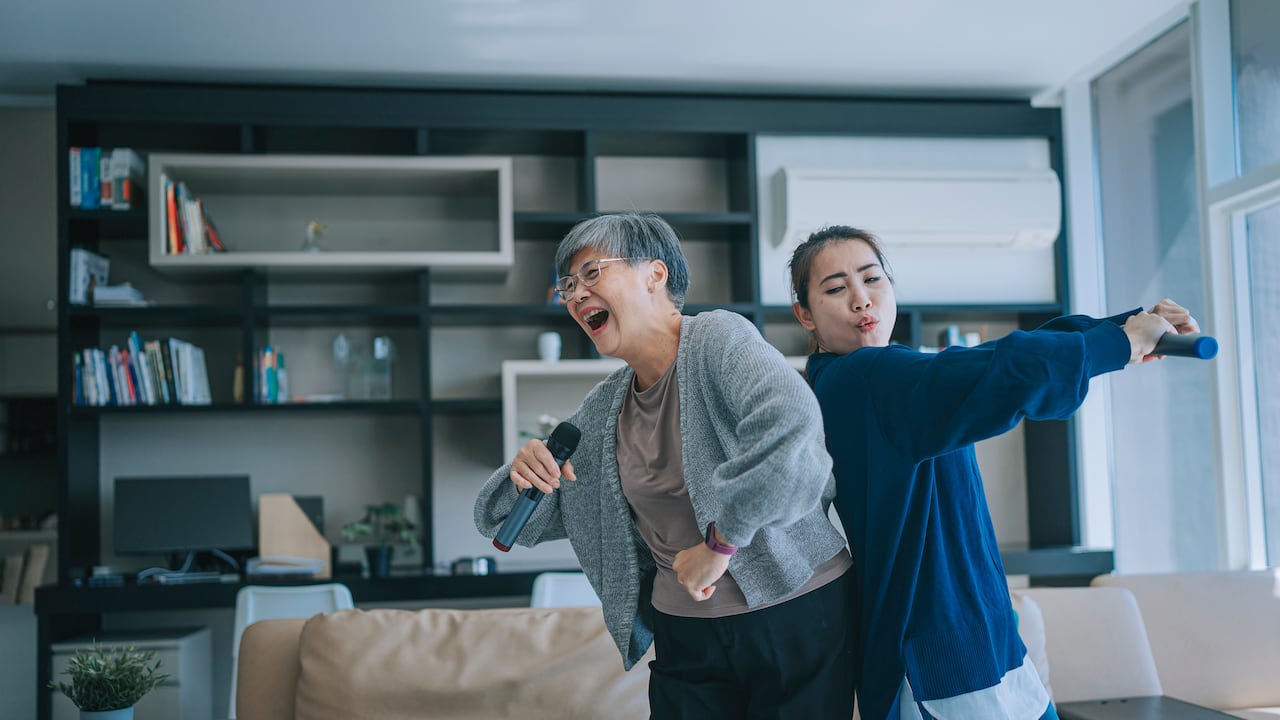 A medida que se acerca el Día de la Madre en Colombia, muchas personas buscan la manera perfecta de honrar y celebrar a las madres en su día especial.