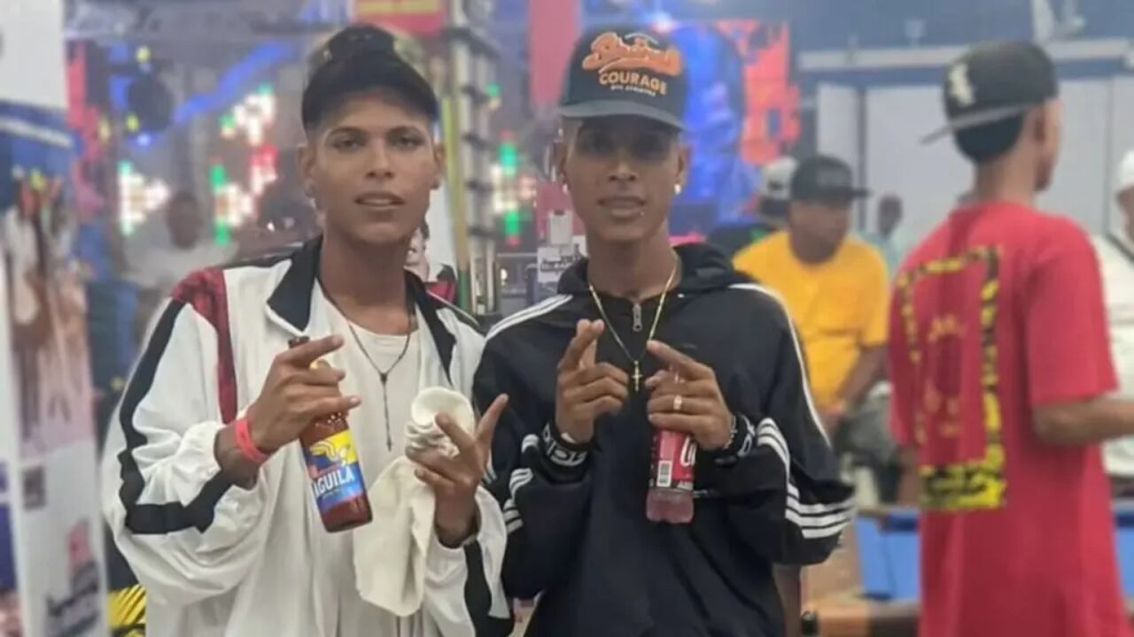 Dos de las víctimas mortales fueron identificadas como Cristian Alfredo Gutiérrez Robles, de 21 años de edad, y Alfredo José Camargo Ortega, de 23 años de edad.