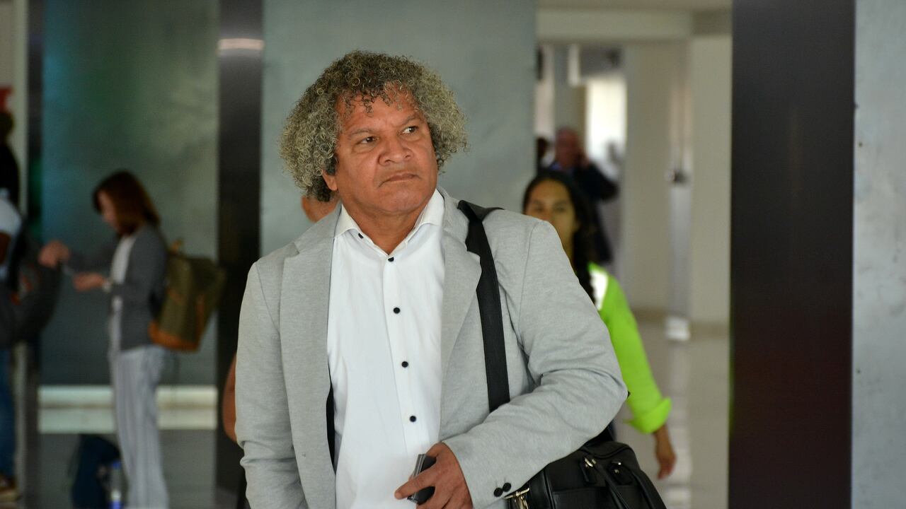 Alberto Miguel Gamero Murillo, samario, exfutbolista y entrenador colombiano, llegó a Cali, para dirigir al Deportivo Cali. Foto Jorge Orozco / El País.