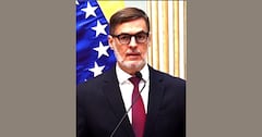 Javier "El Profe" Romero.
