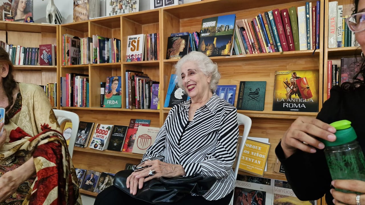 A Roldanillo acuden, ante el llamado de Águeda Pizarro, poetas de diferentes regiones y ciudades de Colombia, de zonas urbanas y rurales, incluyendo comunidades afrodescendientes e indígenas.