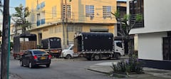 Comunidad solicita medidas para evitar que los vehículos de carga continúen obstaculizando la vía.