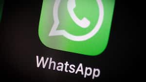 El ícono de la aplicación WhatsApp se ve en la pantalla de inicio de un iPhone en Varsovia, Polonia, el 3 de marzo de 2021. (Foto de Jaap Arriens/NurPhoto a través de Getty Images) whatsapp