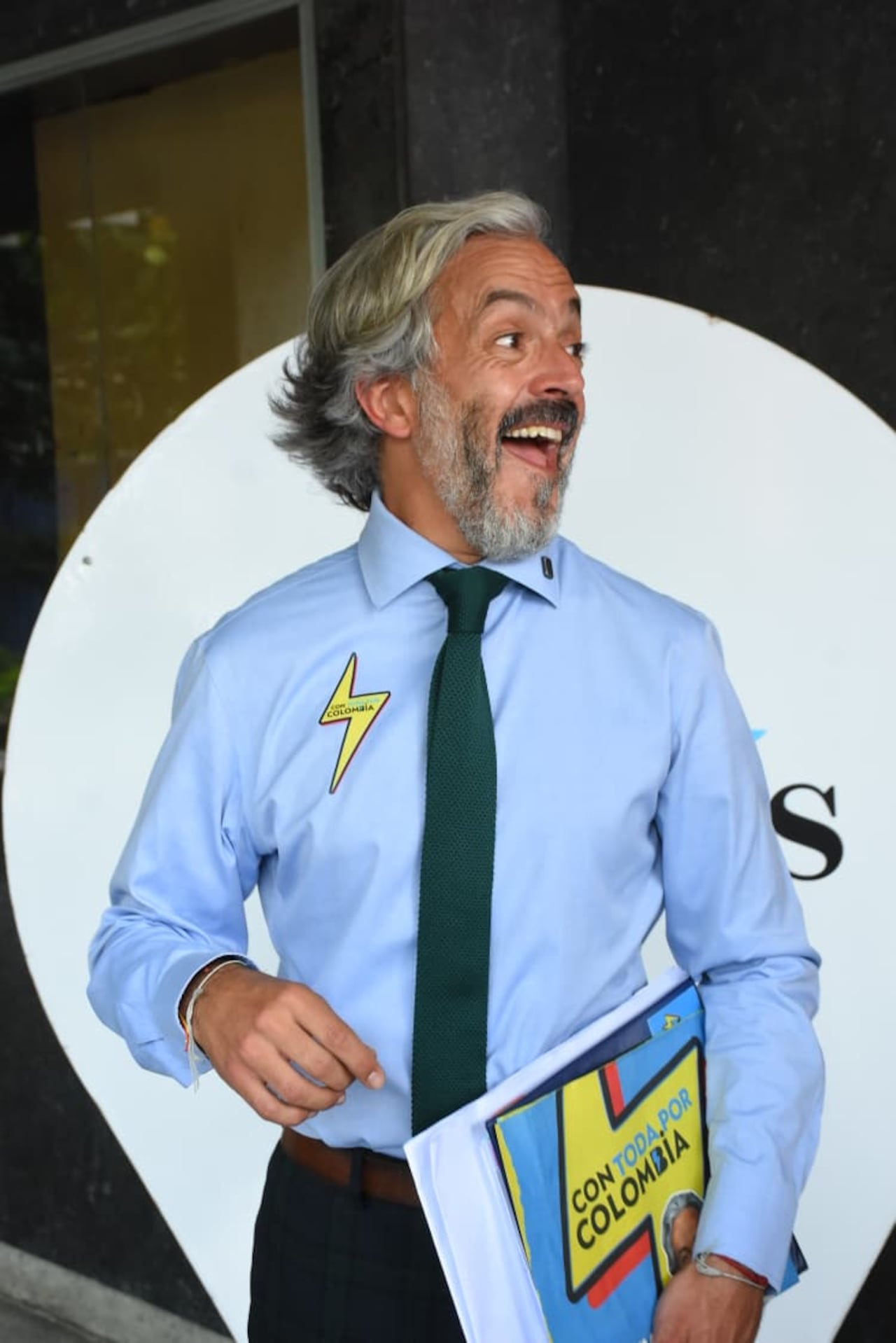 Juan Daniel Oviedo en Diálogos por el Valle de El País.