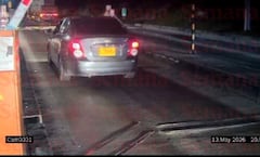 Vehículo donde fue desaparecida Yulixa Toloza pasando por un peaje en Cundinamarca.