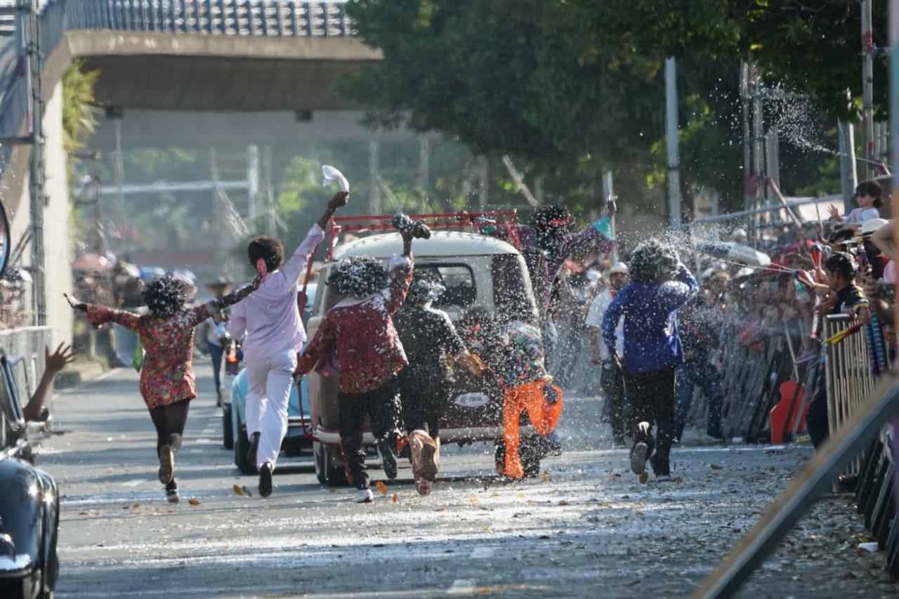 Desfile de Autos Clásicos y Antiguos 2025.