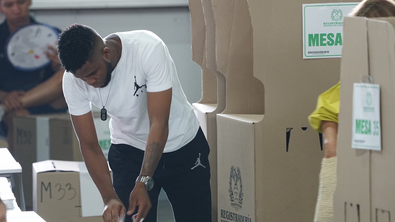 Elecciones 2023 en Cali, Valle del Cauca. Los colombianos salen a votar por sus candidatos