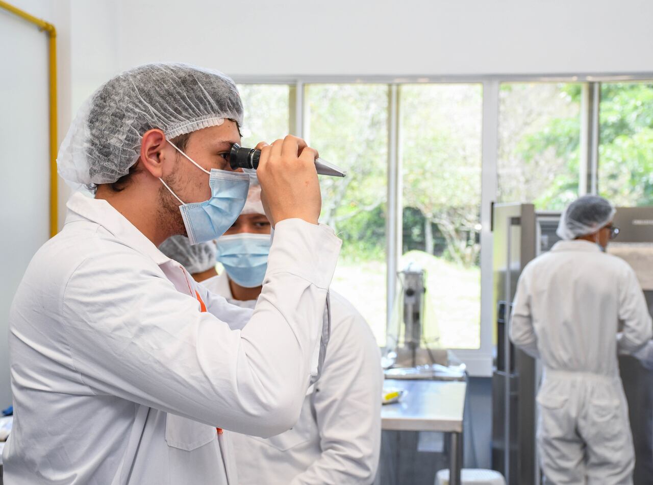 Los laboratorios de Ingeniería Industrial e Ingeniería Agroindustrial fueron resaltados durante el proceso de reacreditación.