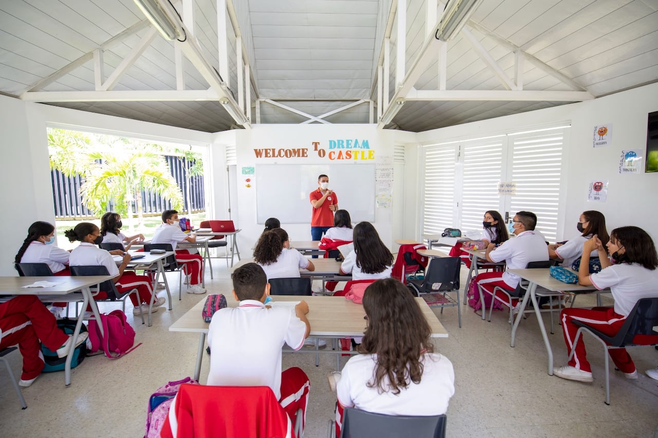 Tuluá es el único municipio a nivel mundial que ha implementado el programa See Learning en el 100% de sus instituciones educativas.