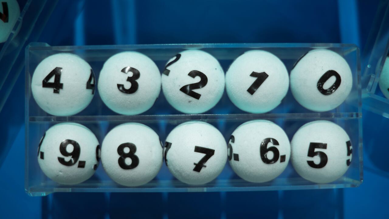 La lotería es un juego de azar que llama la atención de muchas personas.