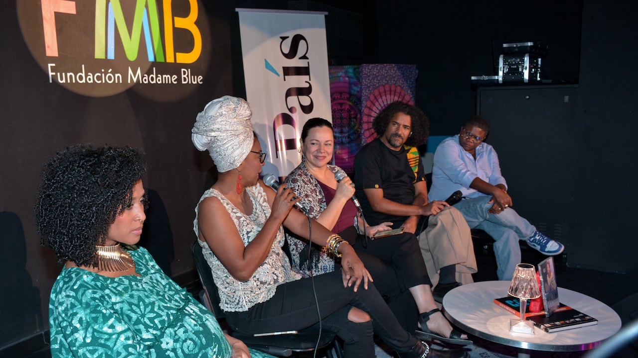 Evento cultural Afrocolombianidad en Escena. Panel, Cali y su cultura. Un análisis de los desafíos afro en la ciudad.