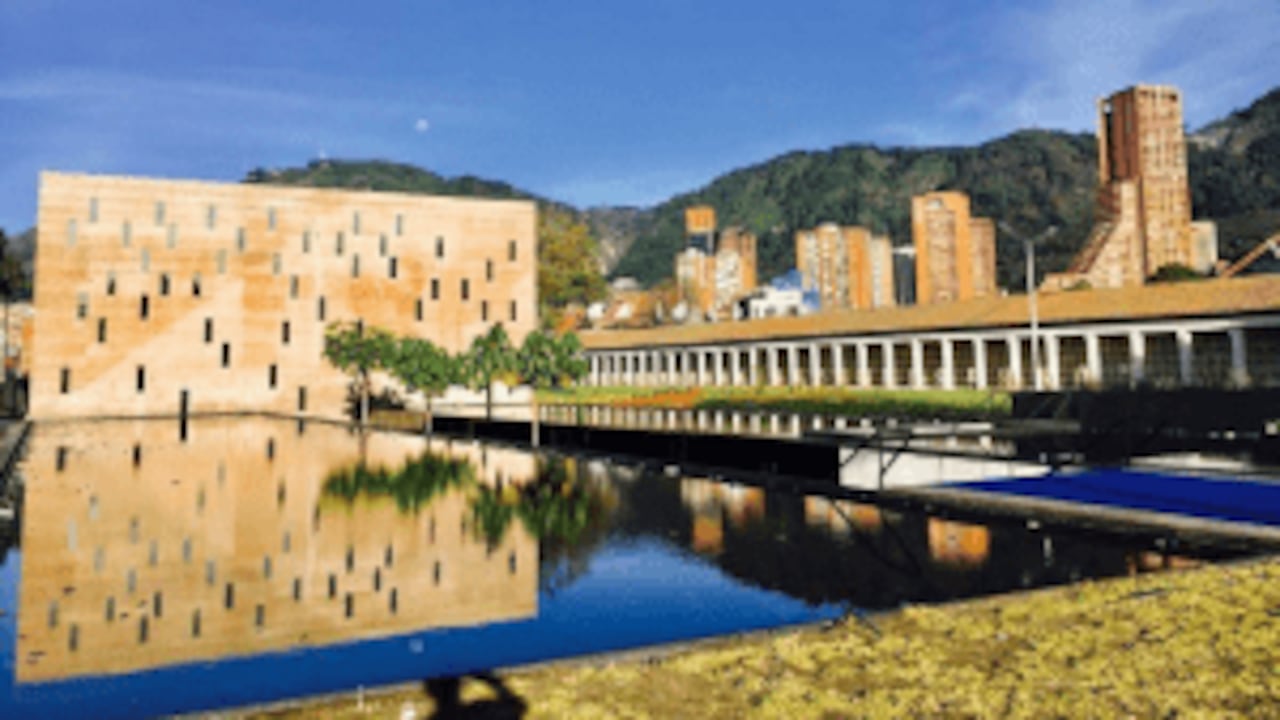 El Centro de Memoria, Paz y Reconciliación de Bogotá propuso recibir algunas de las piezas retiradas del Museo Nacional de Colombia para evaluar su posible exhibición en la sala permanente ‘Terca Esperanza’.