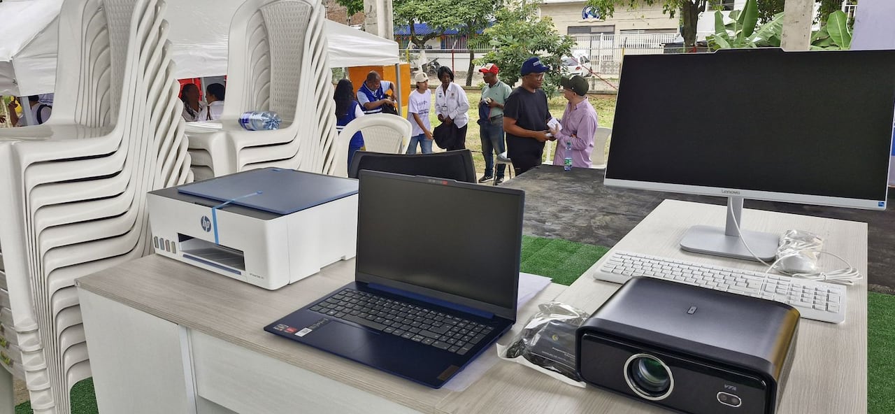 Con estas herramientas y equipos, las JAC y JAL podrán impulsar la participación ciudadana.