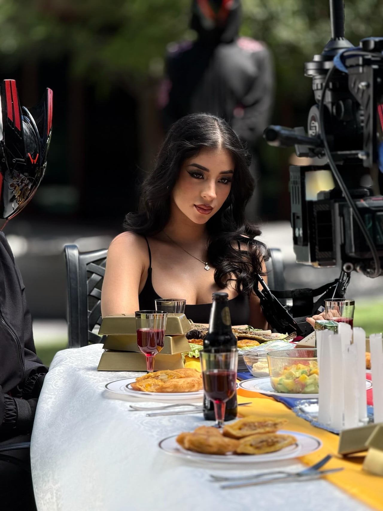 Katy Cardona consolidó su popularidad en TikTok antes de dar el salto a formatos de telerrealidad internacional.