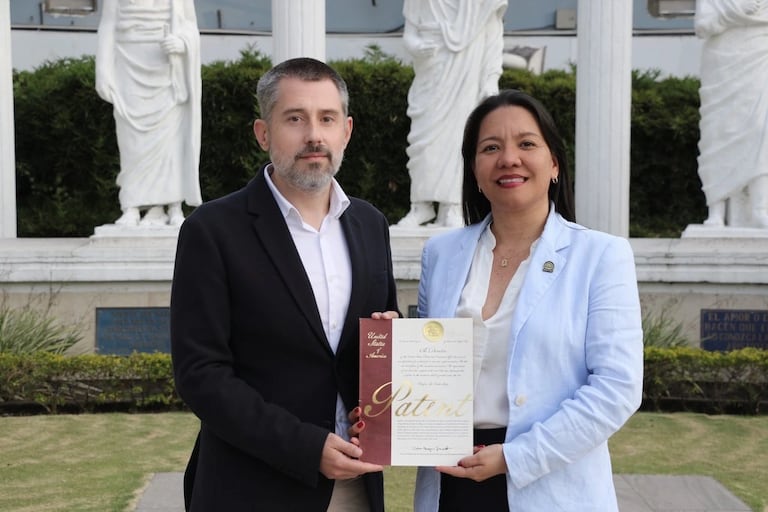 La Dra. Claudia Liliana Zúñiga Cañón (USC) y el Dr. Rafael Asorey Cacheda (Upct) lideran la investigación que dio origen a la patente internacional en monitoreo ambiental inteligente.