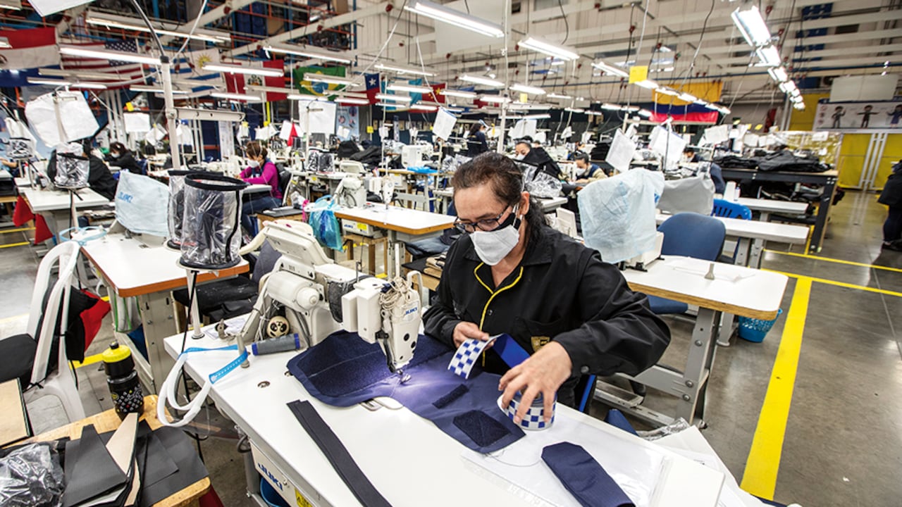 Ya arrancaron las discusiones de la mesa de concertación salarial para definir el aumento del salario mínimo de 2022. Se espera una decisión para el 15 de diciembre.