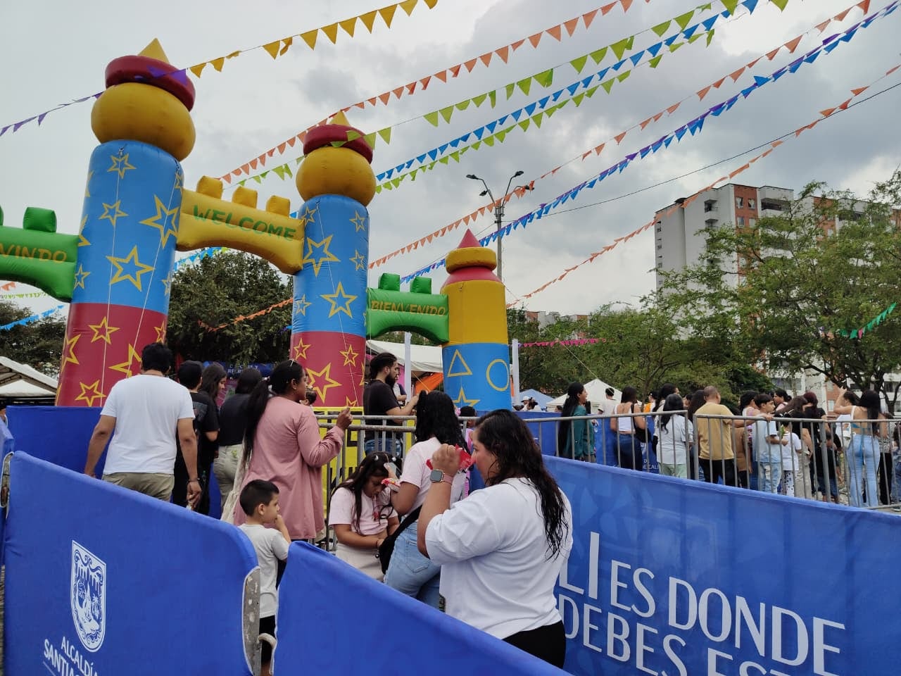 Evento, Festival de la familia, en el lote ubicado en la calle 34 con 2 norte. Recuperado por la alcaldía de Cali.