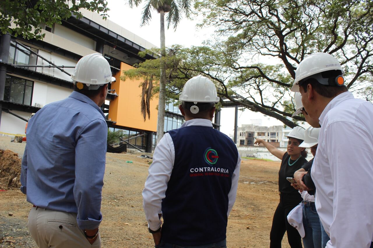 Visita Contraloría de Cali al Parque Tecnológico San Fernando
