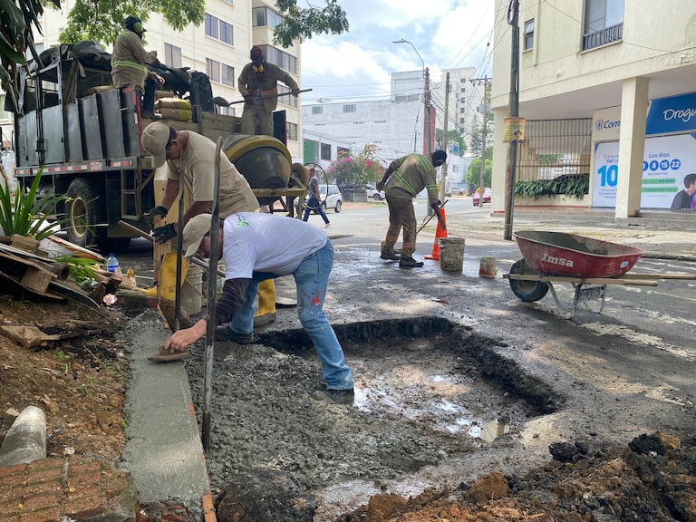 El entorno del llamado ‘árbol de la lluvia’ fue intervenido tras permanecer varios años con afectaciones derivadas de una reparación de acueducto.