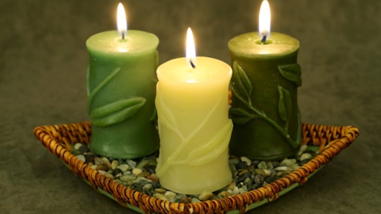 Las velas verdes están directamente relacionadas con la abundancia.