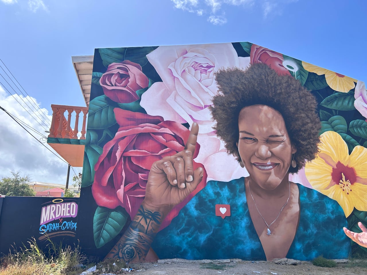 En San Nicolás, capital cultural de Aruba, se encuentran impresionantes murales que exaltan la cultura caribeña.