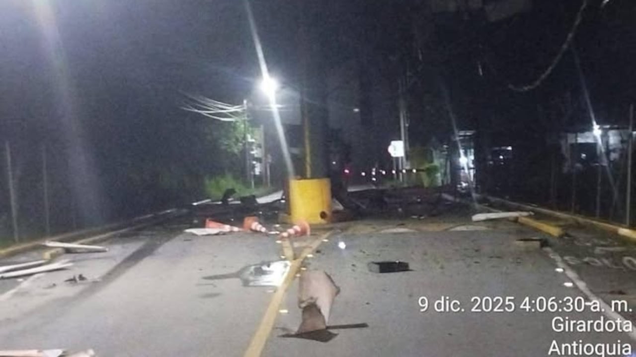 Atentado en el peaje Cabildo, ubicado en la vía vieja que comunica a Copacabana con Barbosa, en el norte del Valle de Aburrá.