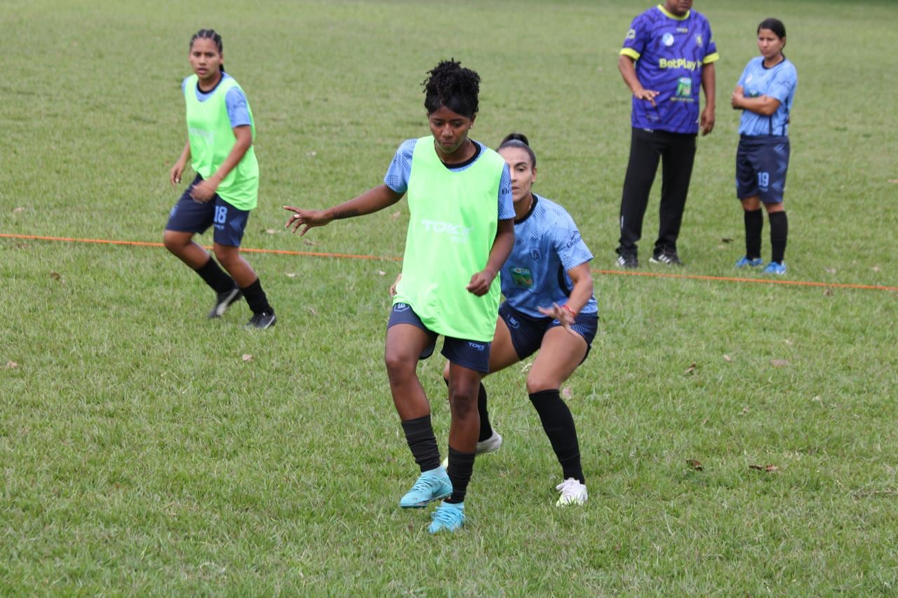 Entrenamiento de Internacional de Palmira Femenino.