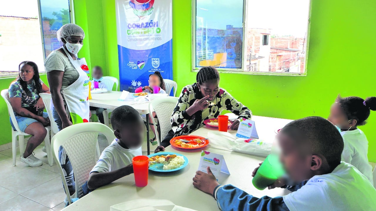 La Alcaldía de Cali ha capacitado a las gestoras de los comedores comunitarios para que identifiquen y alerten sobre posibles casos de desnutrición en menores de edad.