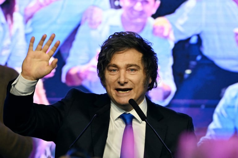 En el primer semestre de 2025, la pobreza en Argentina bajó al 31,6 %, una caída significativa frente al 38,1 % del 2024, en el gobierno de Javier Milei, según Indec.