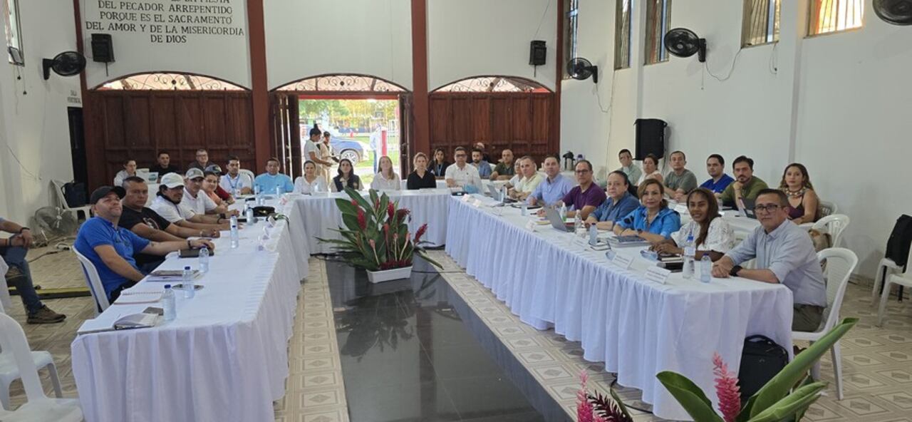 Séptimo ciclo de diálogos de paz entre el Gobierno y las disidencias EMBF FARC de 'Calarcá' en Caquetá.