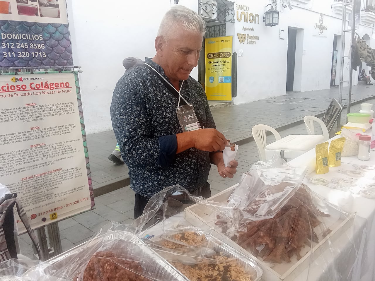 "El trabajo diario implica un proceso de aprendizaje constante. Cada día es una nueva oportunidad para experimentar, probar diferentes enfoques y aprender de los errores, esa es la enseñanza que comparto con mis clientes", dice este comerciante del oriente caucano.