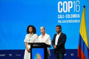 La gobernadora Dilian Francisca Toro durante la inauguración de la COP16 en Cali.