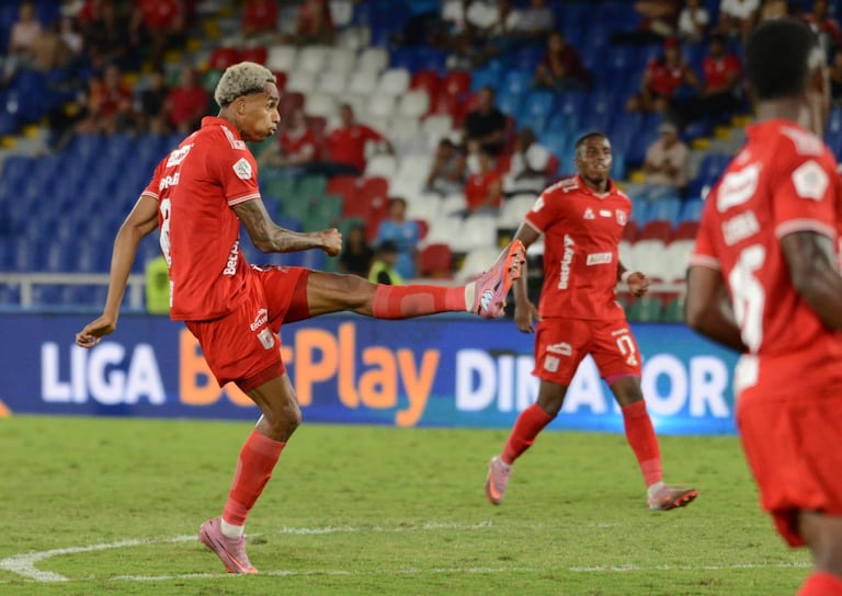 Momentos del encuentro por la fecha 6 del Grupo A de los cuadrangulares semifinales del segundo semestre de la Liga Colombiana 2025, entre América de Cali y Atlético Nacional.