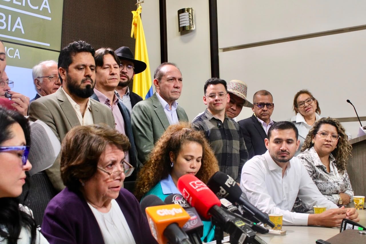 Bancada del Pacto Histórico radicó proyecto de ley sobre salario vital