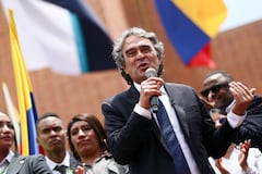 El candidato Sergio Fajardo junto a su fórmula vicepresidencial, Edna Bonilla realizaron la inscripción de su candidatura en la Registraduria Nacional.