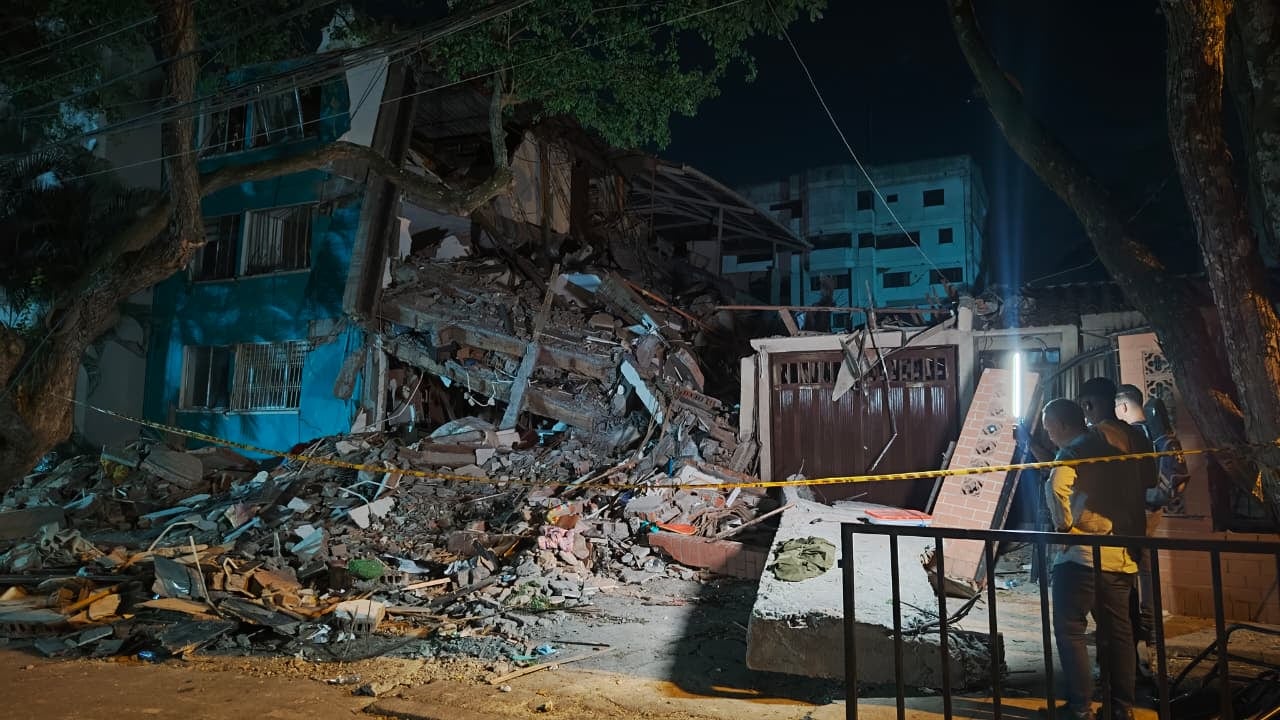 Edificio María Mercedes Lloreda, uno de los colapsados en el barrio Cuarto de Legua, sur de Cali.
