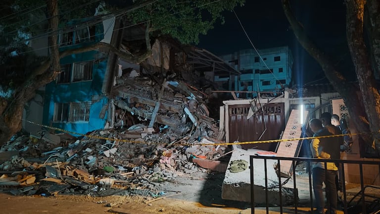 Edificio María Mercedes Lloreda, uno de los colapsados en el barrio Cuarto de Legua, sur de Cali.