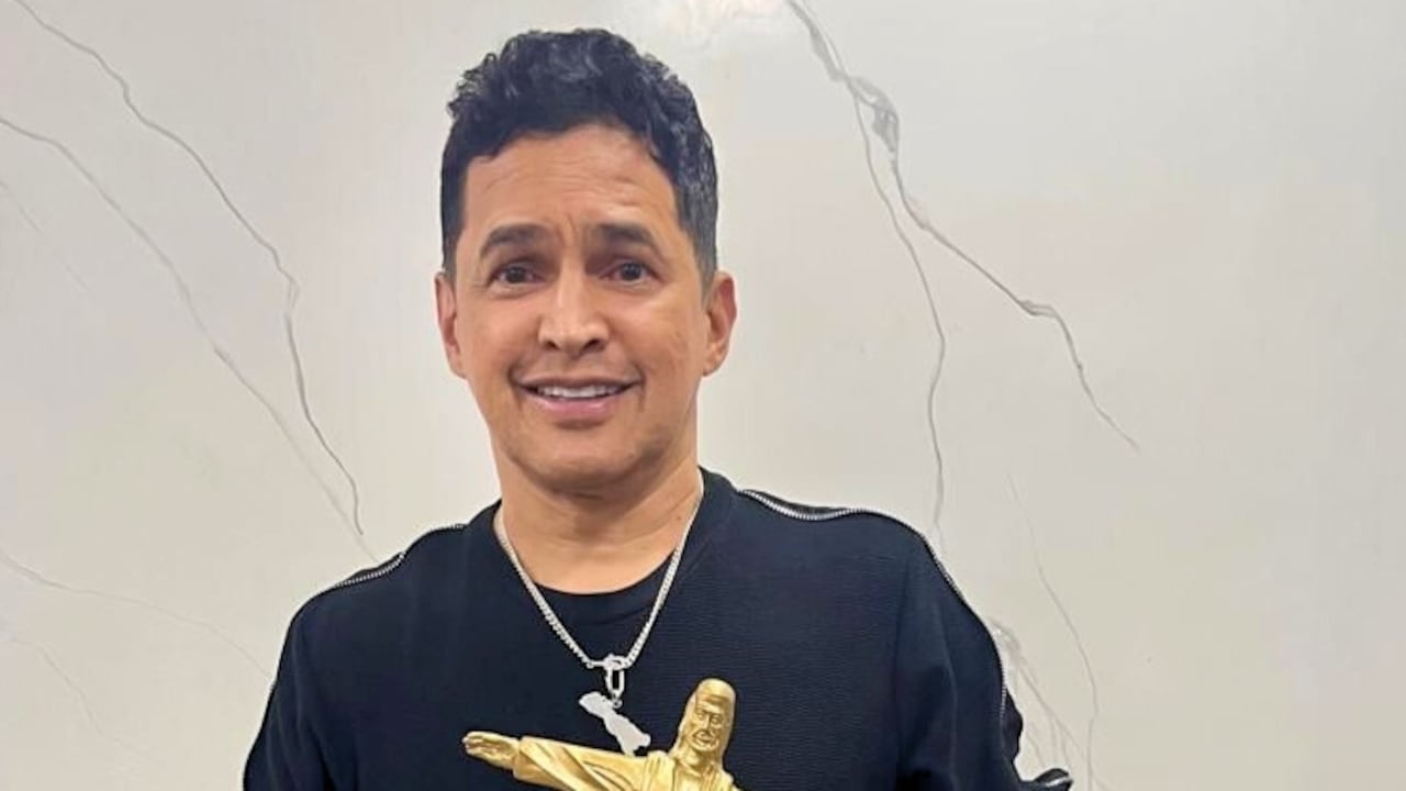 Jorge Celedón, ganador de los Premios Cristo Rey.