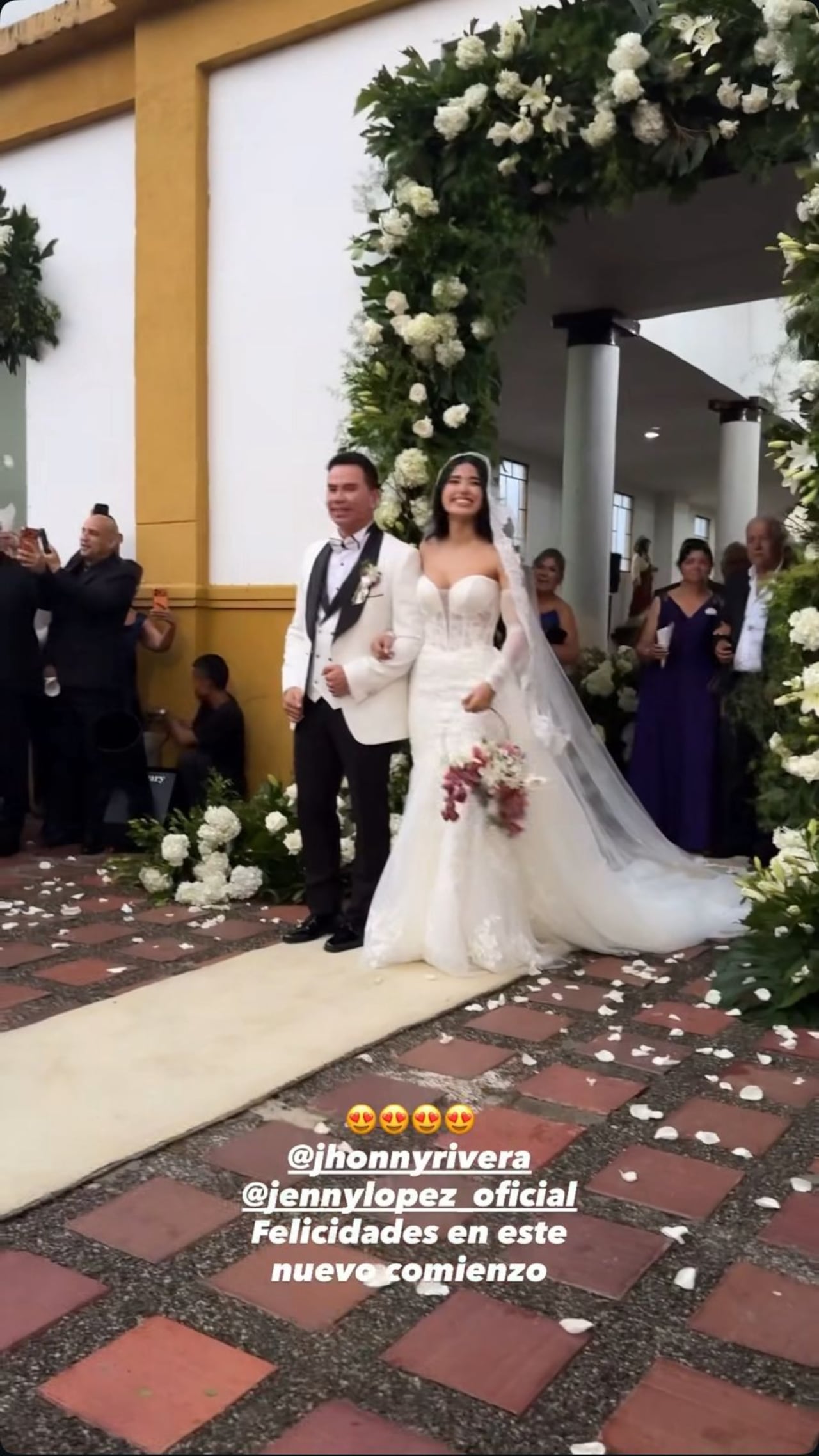 Boda Jhonny Rivera y Jenny López