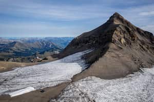 La gruesa capa de hielo que cubría un paso de montaña suizo entre el glaciar Scex Rouge y el glaciar Tsanfleuron se derritió por completo.