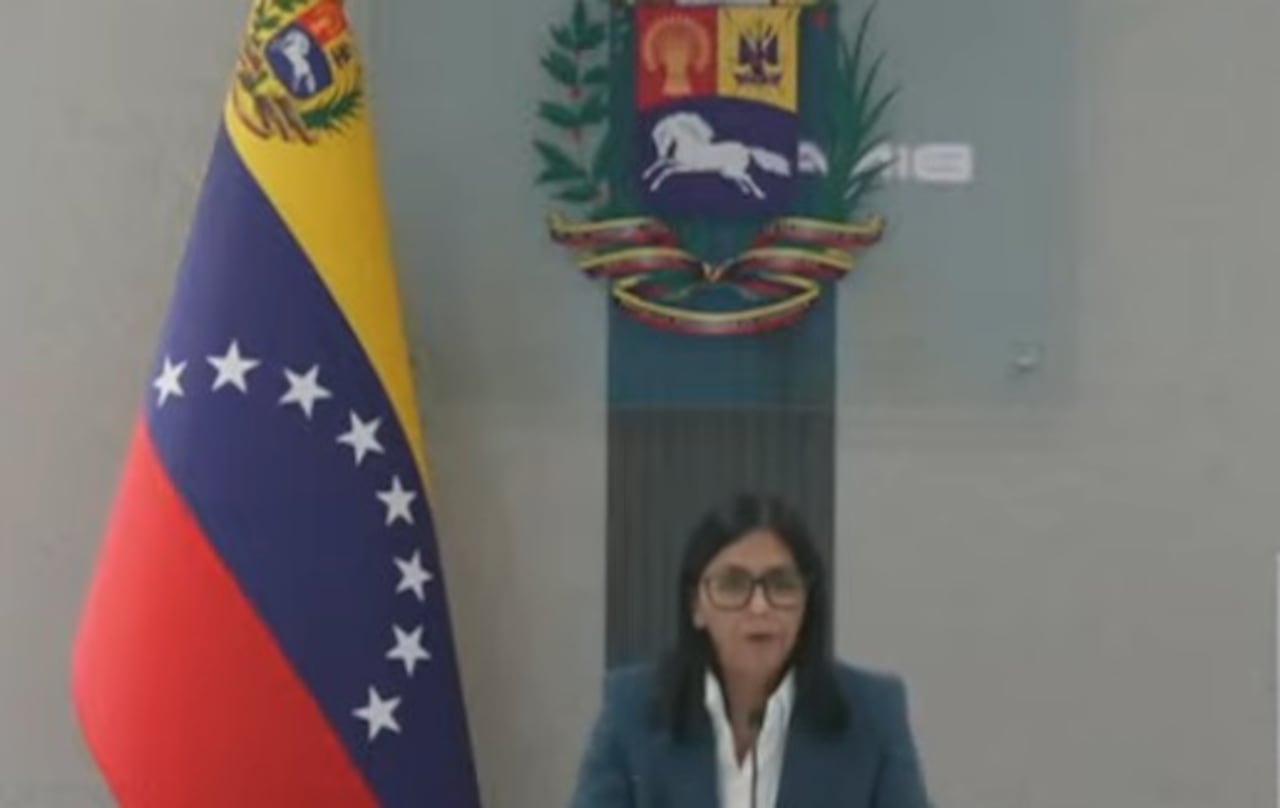 Delcy Rodríguez acusó a Estados Unidos de violar la soberanía venezolana.