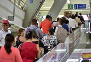 Miles de viajeros salieron de vacaciones durante los días festivos de la Semana Santa desde la terminal de Cali.