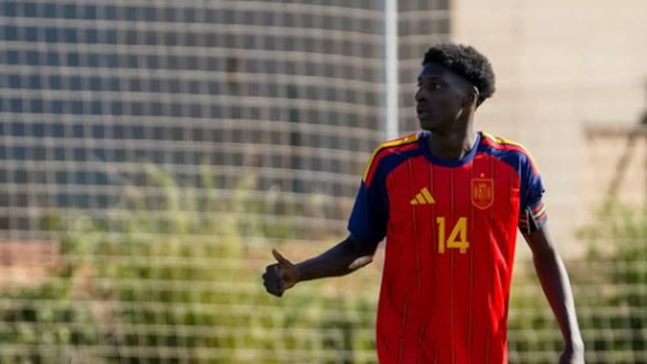 Yulián Mosquera es uno de los centrales de proyección que tiene el fútbol de España.